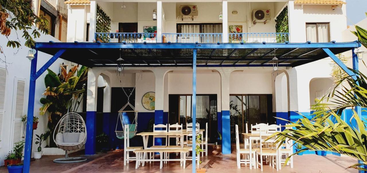 Kelly Guest House Praia Exterior photo