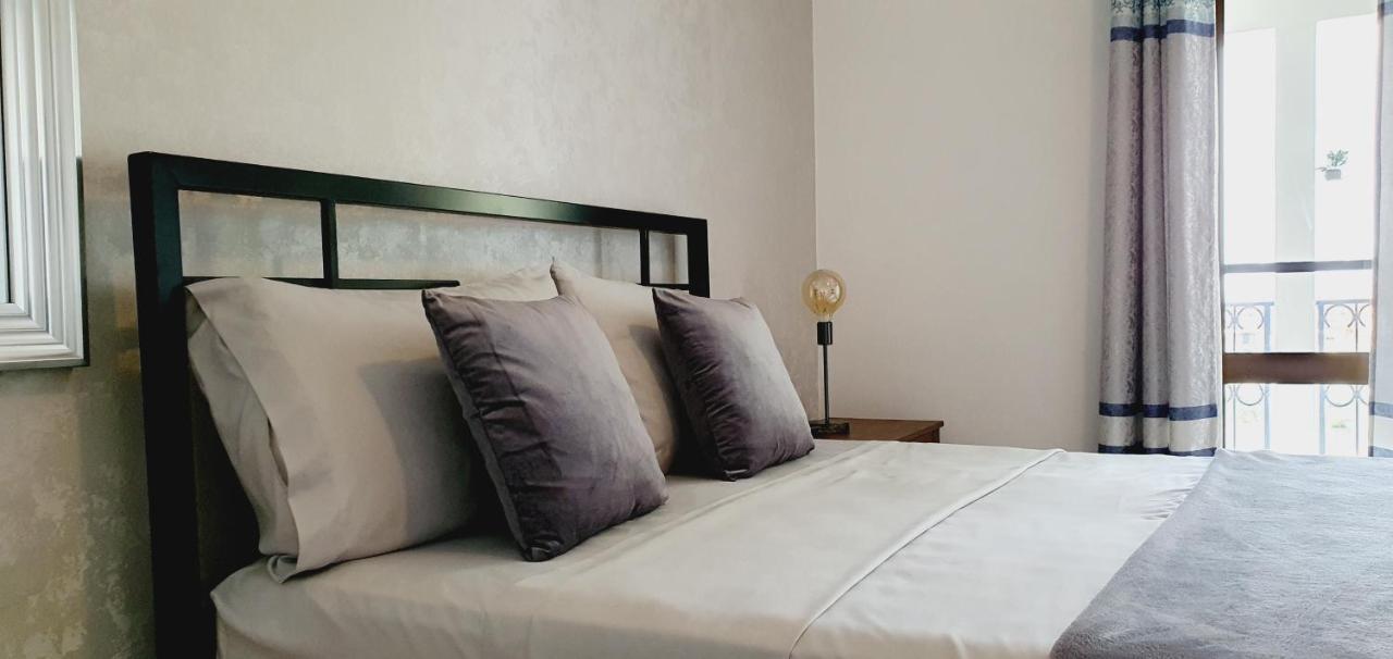 Kelly Guest House Praia Exterior photo