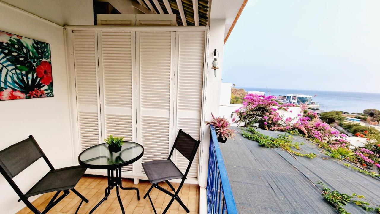 Kelly Guest House Praia Exterior photo